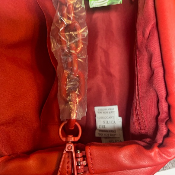 Badgley Mischka Bold Red Clutch with Chain - Picture 4 of 7